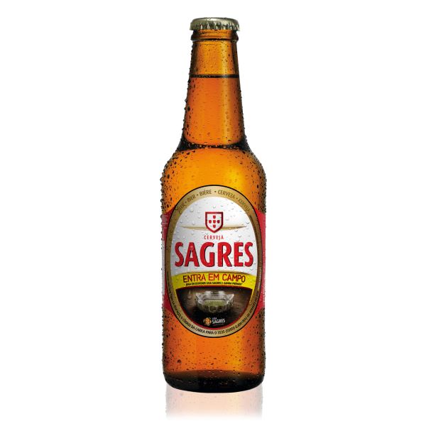 Sagres beer bottle product visualization